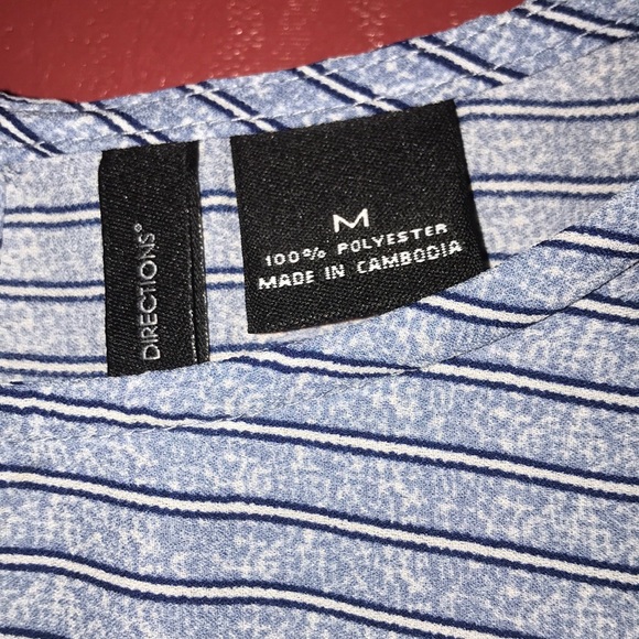 💙New Directions. Precious top! - Picture 5 of 8